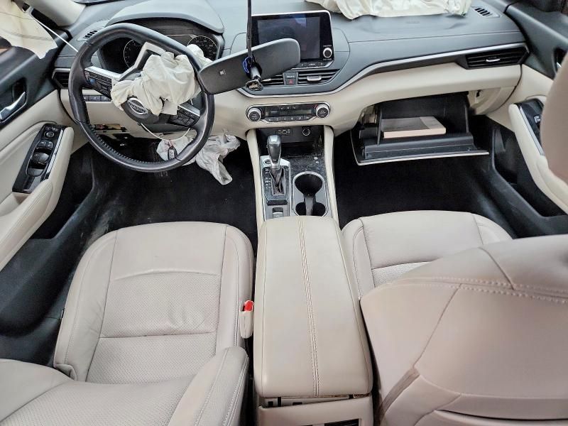 2020 Nissan Altima sv