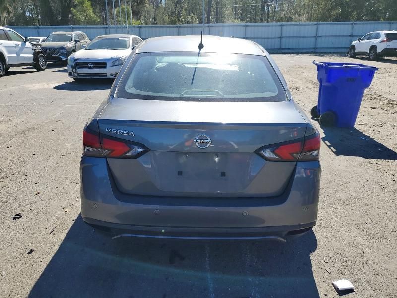 2020 Nissan Versa s