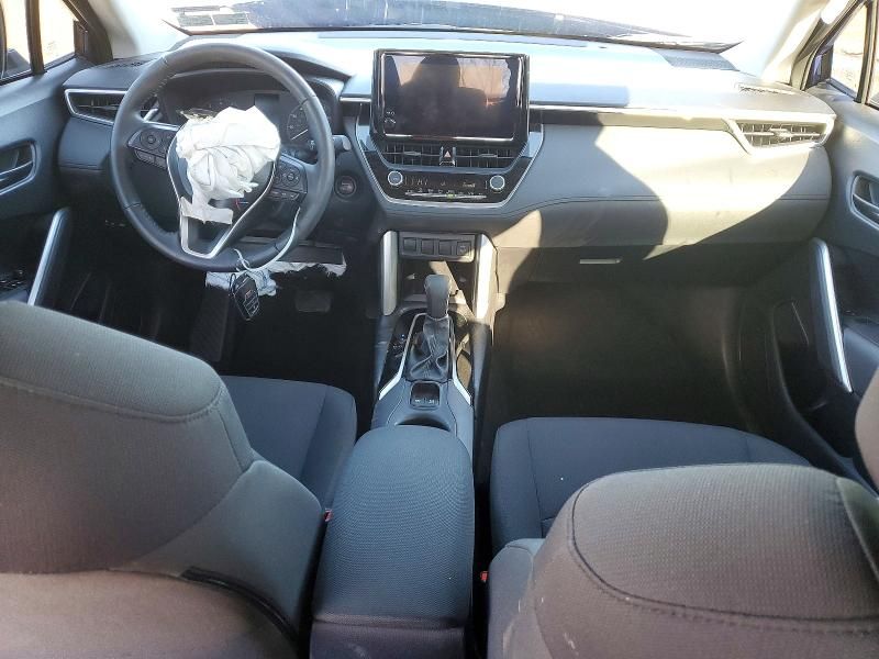 2024 Toyota Corolla Cross le