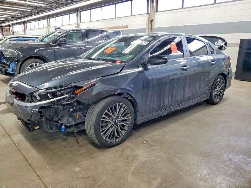 2023 KIA Forte gt Line