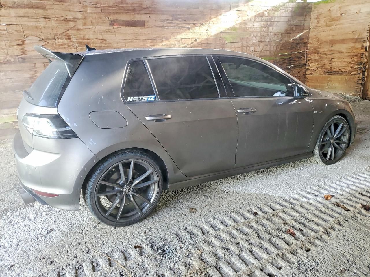 2017 Volkswagen Golf r