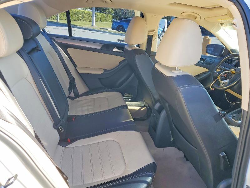 2013 Volkswagen Jetta sel