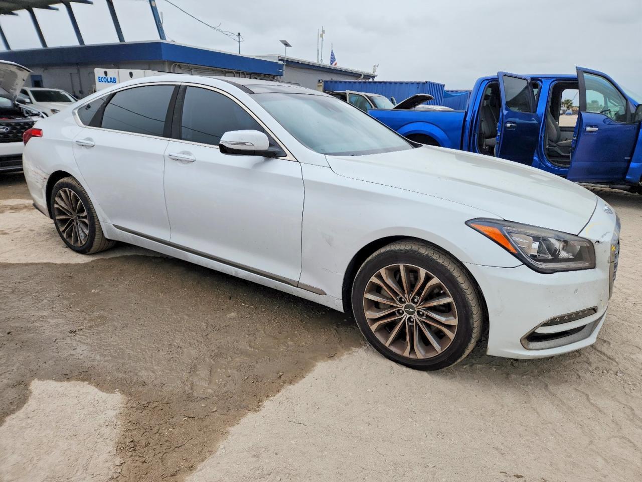 2017 Genesis G80 Base