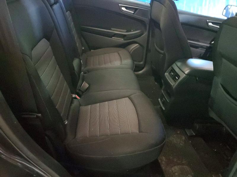 2018 Ford Edge se