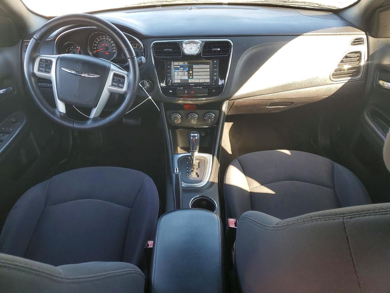 2013 Chrysler 200 Touring