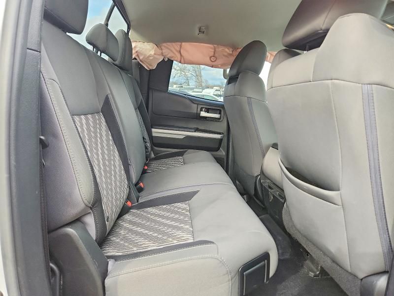 2019 Toyota Tundra Double cab sr