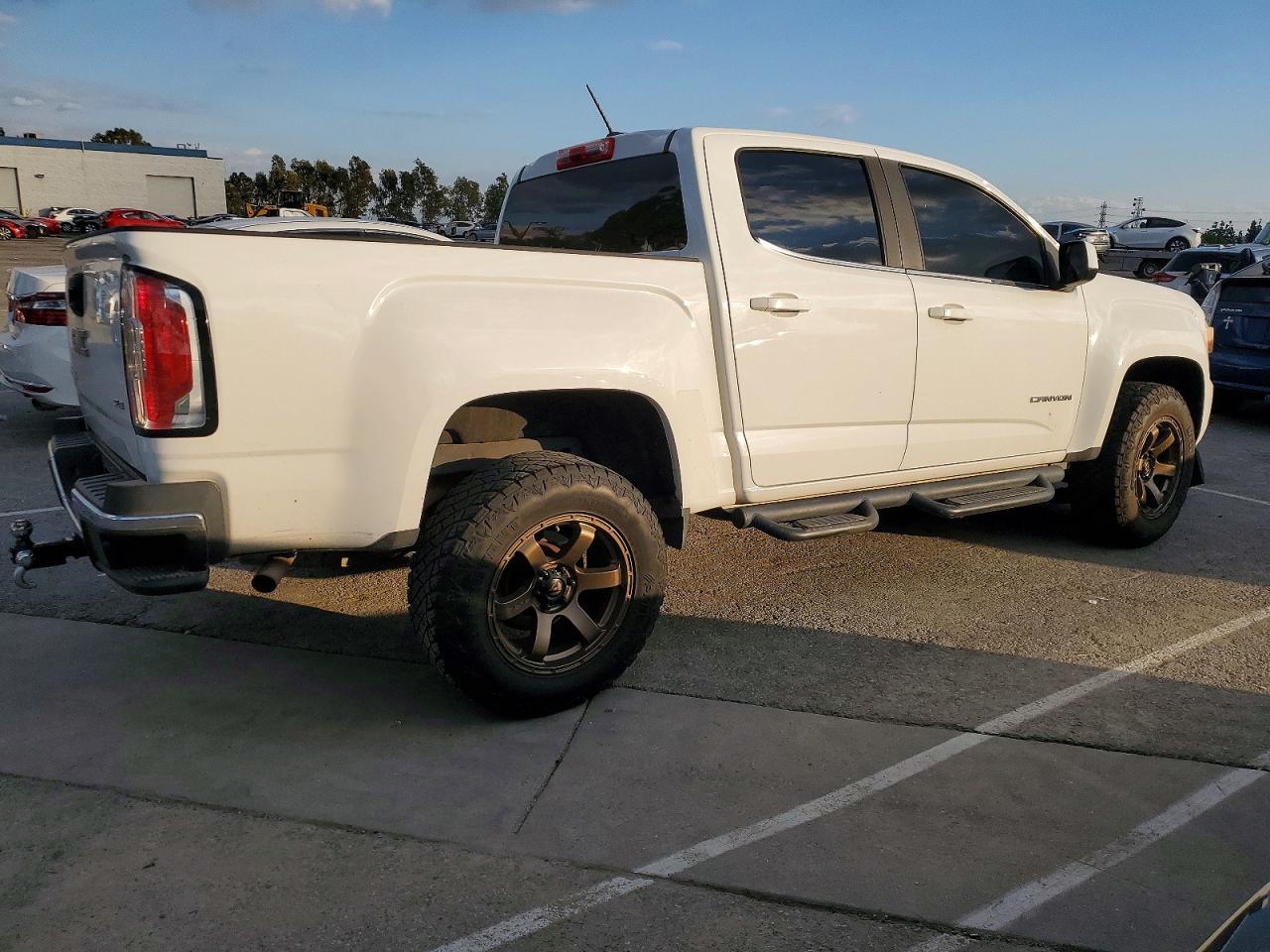 2015 GMC Canyon SLE