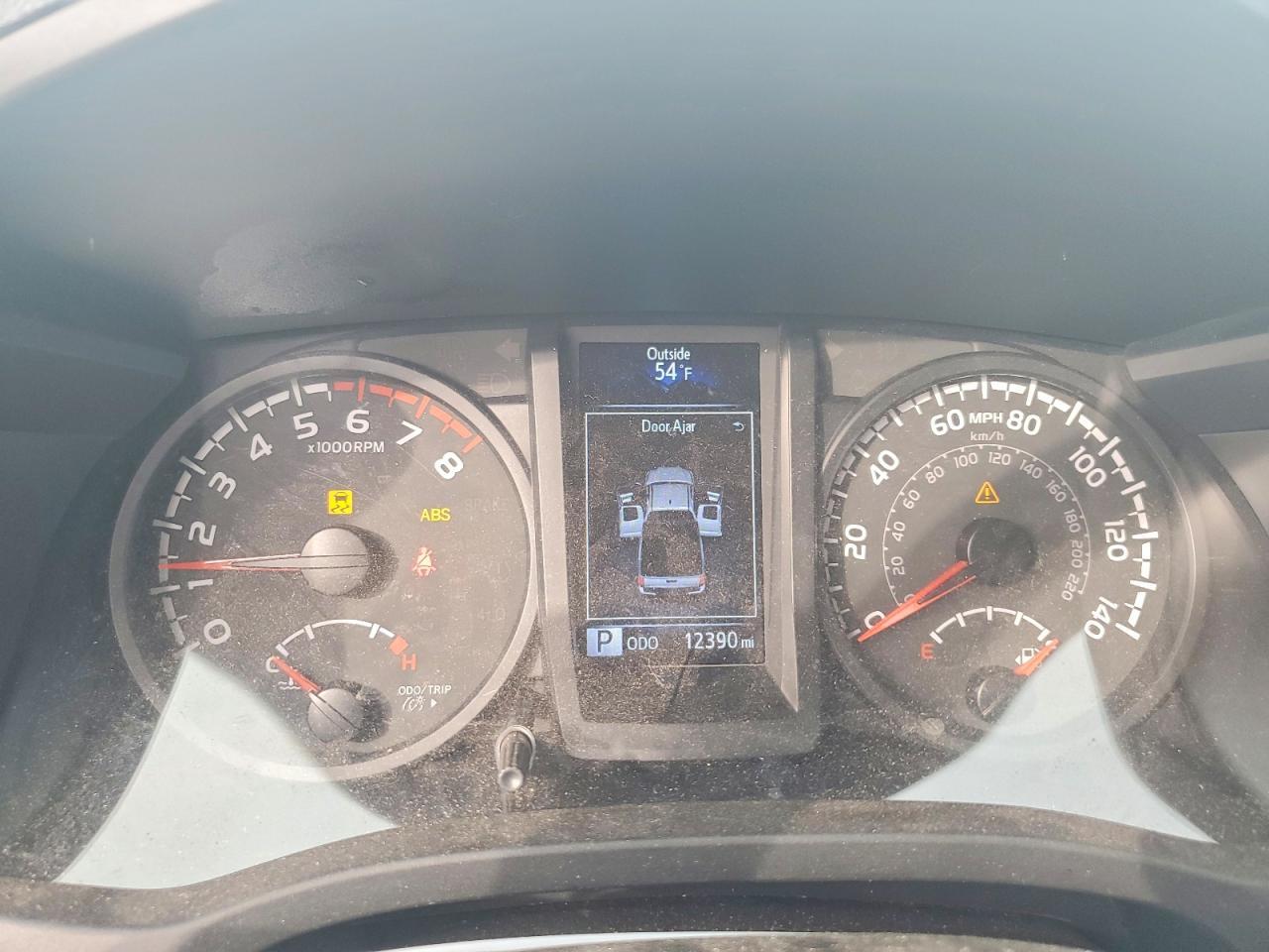 2022 Toyota Tacoma SR