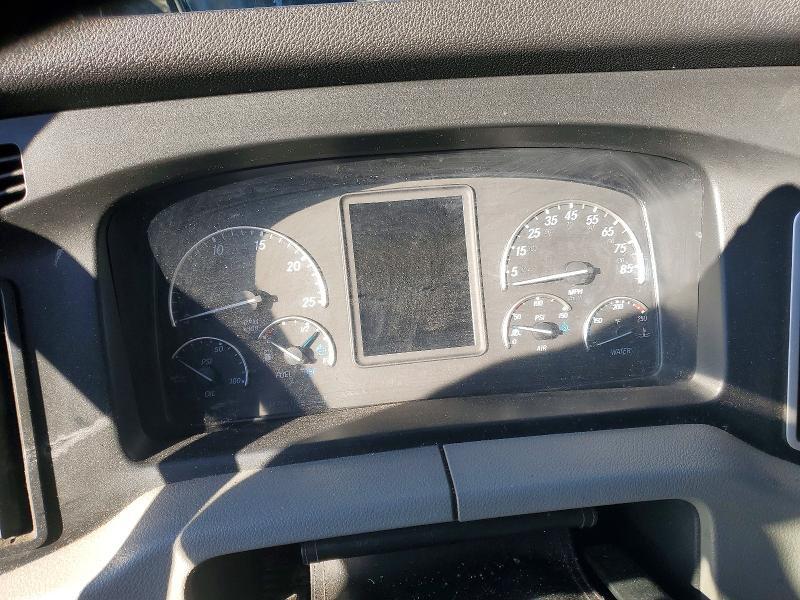 2019 Freightliner Cascadia 126 Semi Truck