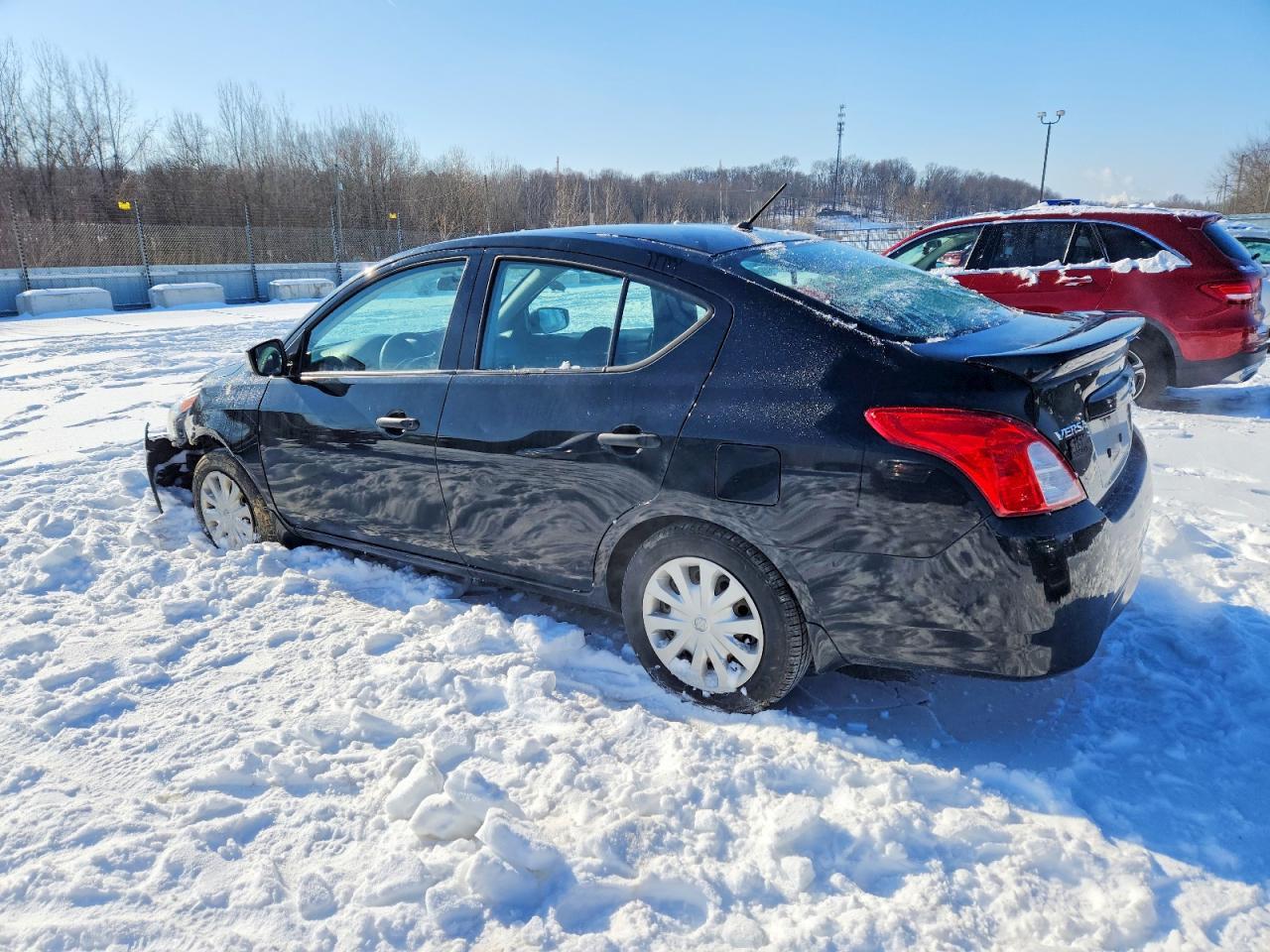 2017 Nissan Versa 1.6 s Plus