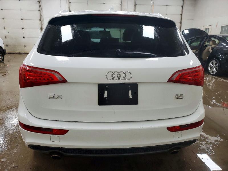 2011 Audi Q5 Premium Plus