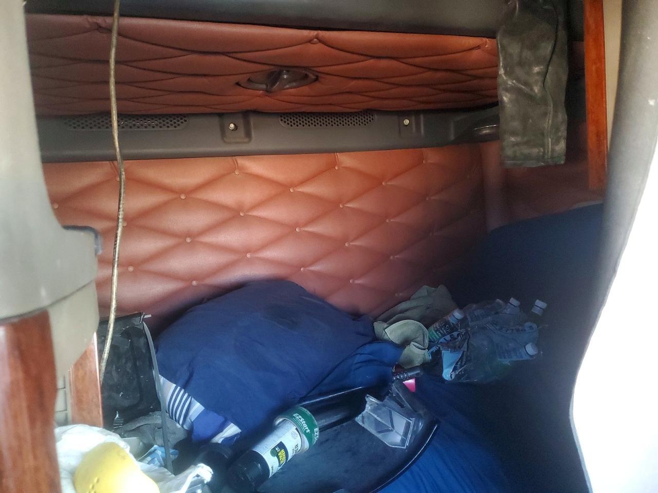 2016 Freigliner 2016 Freightliner Cascadia 125 Semi Truck