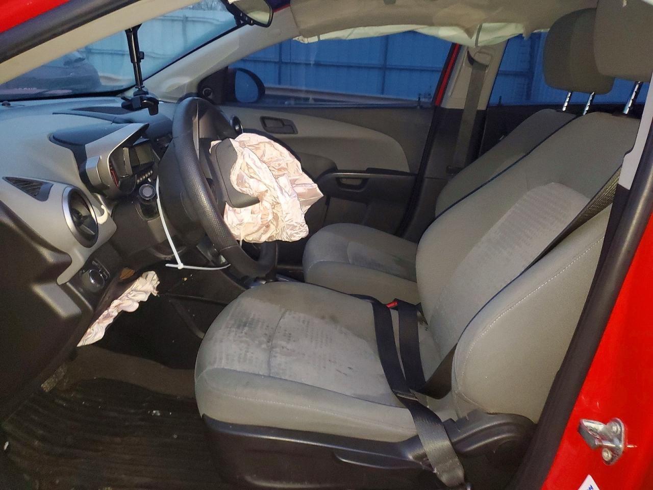 2015 Chevrolet Sonic ls