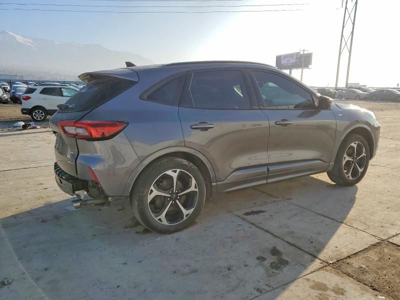 2023 Ford Escape st Line Elite