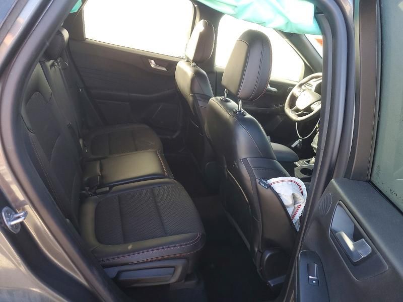 2024 Ford Escape st Line Select