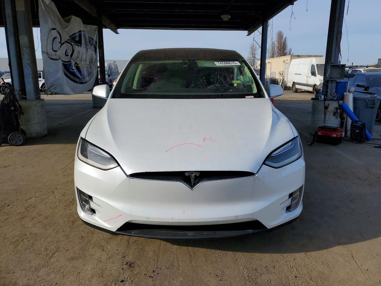 2016 Tesla Model x