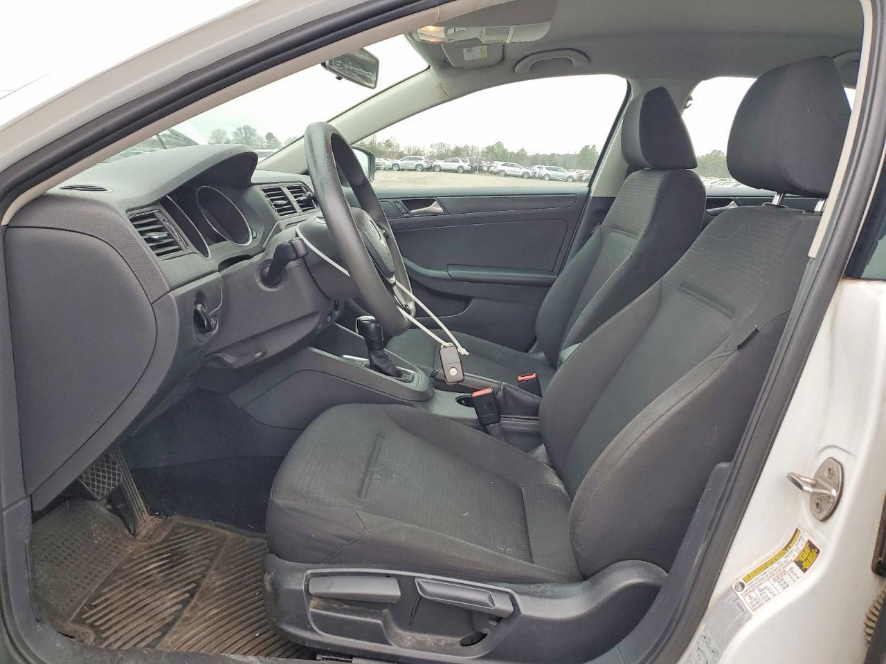 2015 Volkswagen Jetta Base