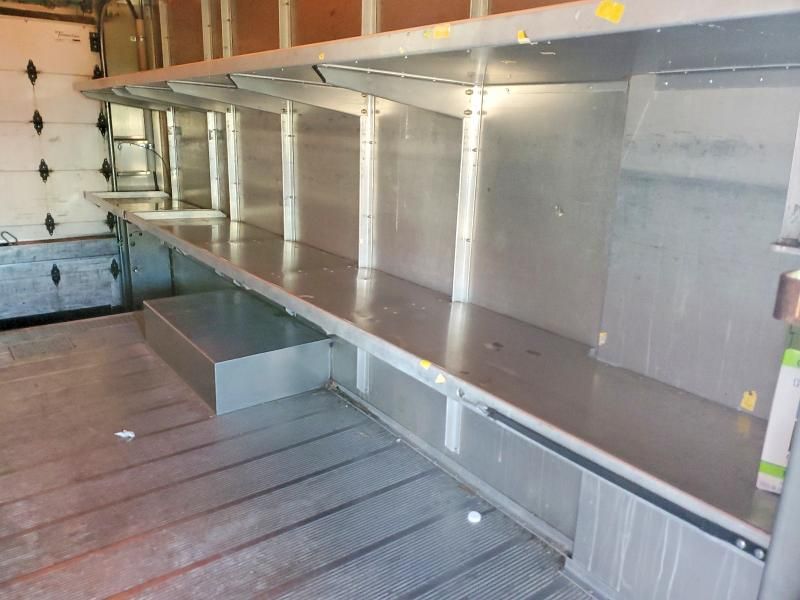 2020 Freightliner Chassis m Line Walk-in van