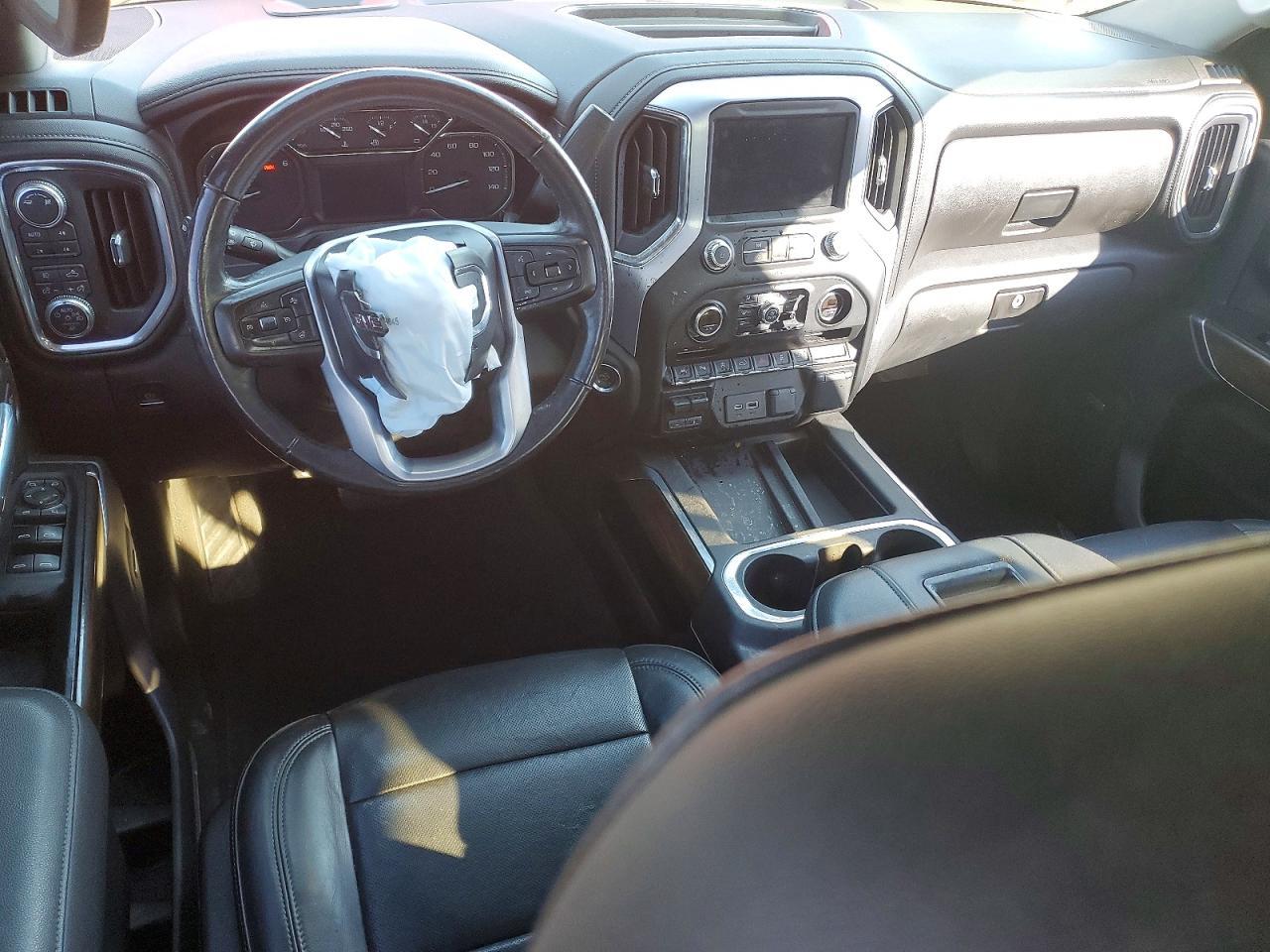 2019 GMC Sierra K1500 slt