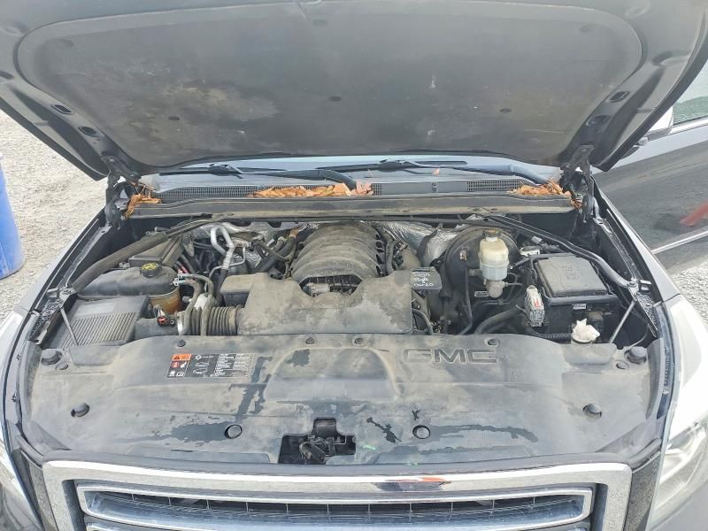 2015 GMC Yukon xl C1500 slt