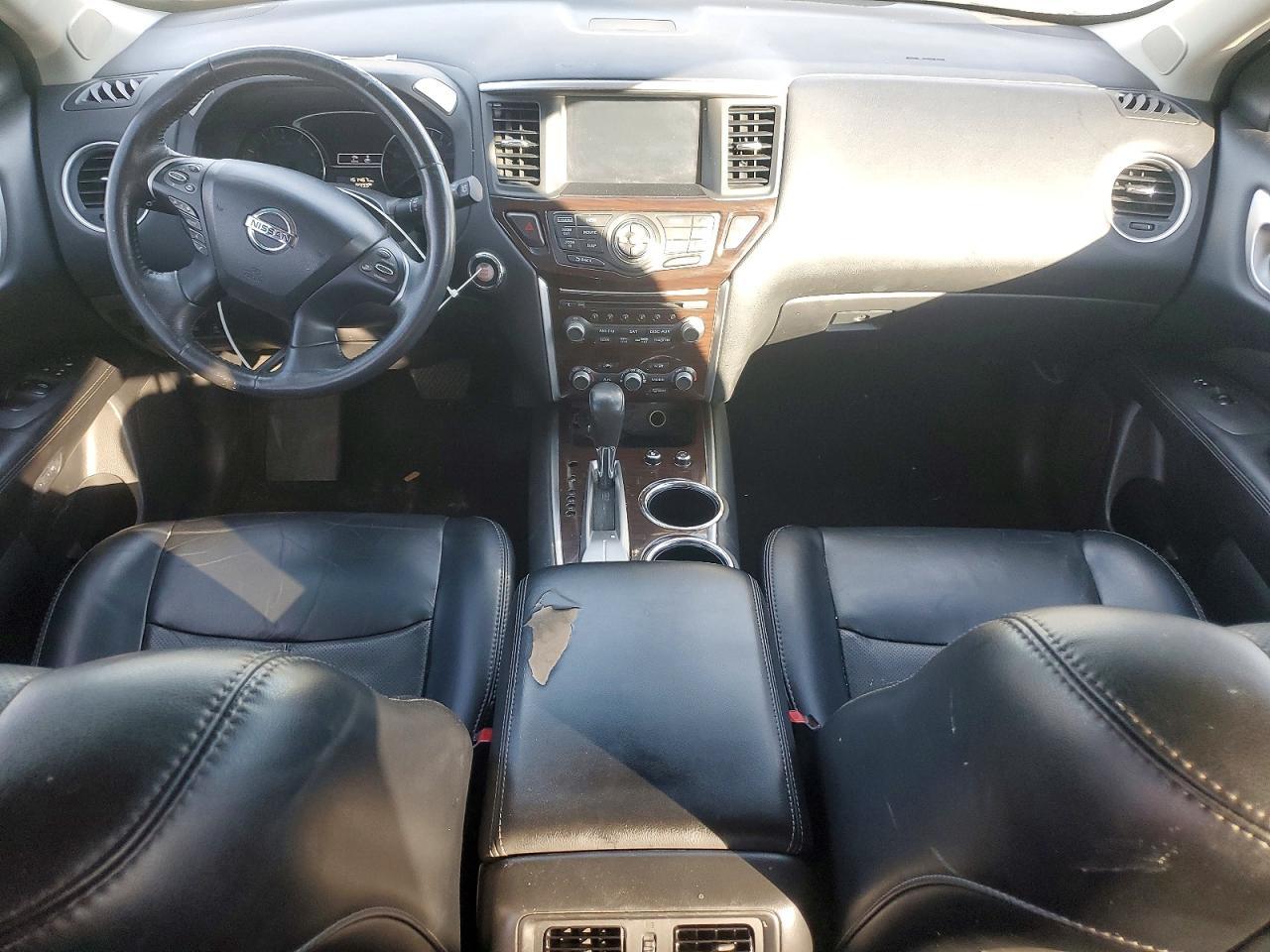 2014 Nissan Pathfinder s