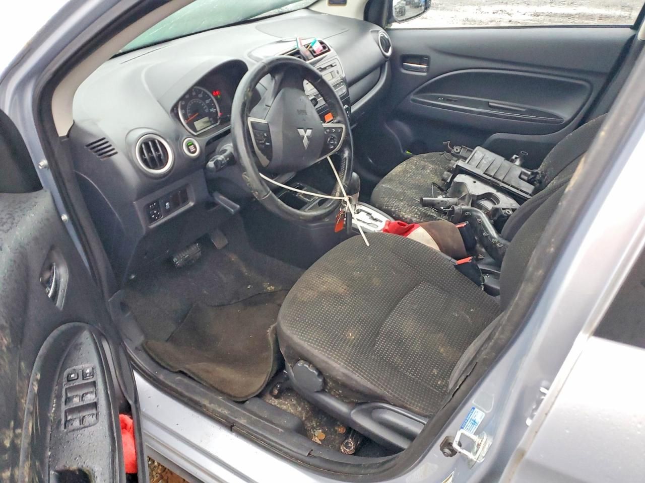 2015 Mitsubishi Mirage es