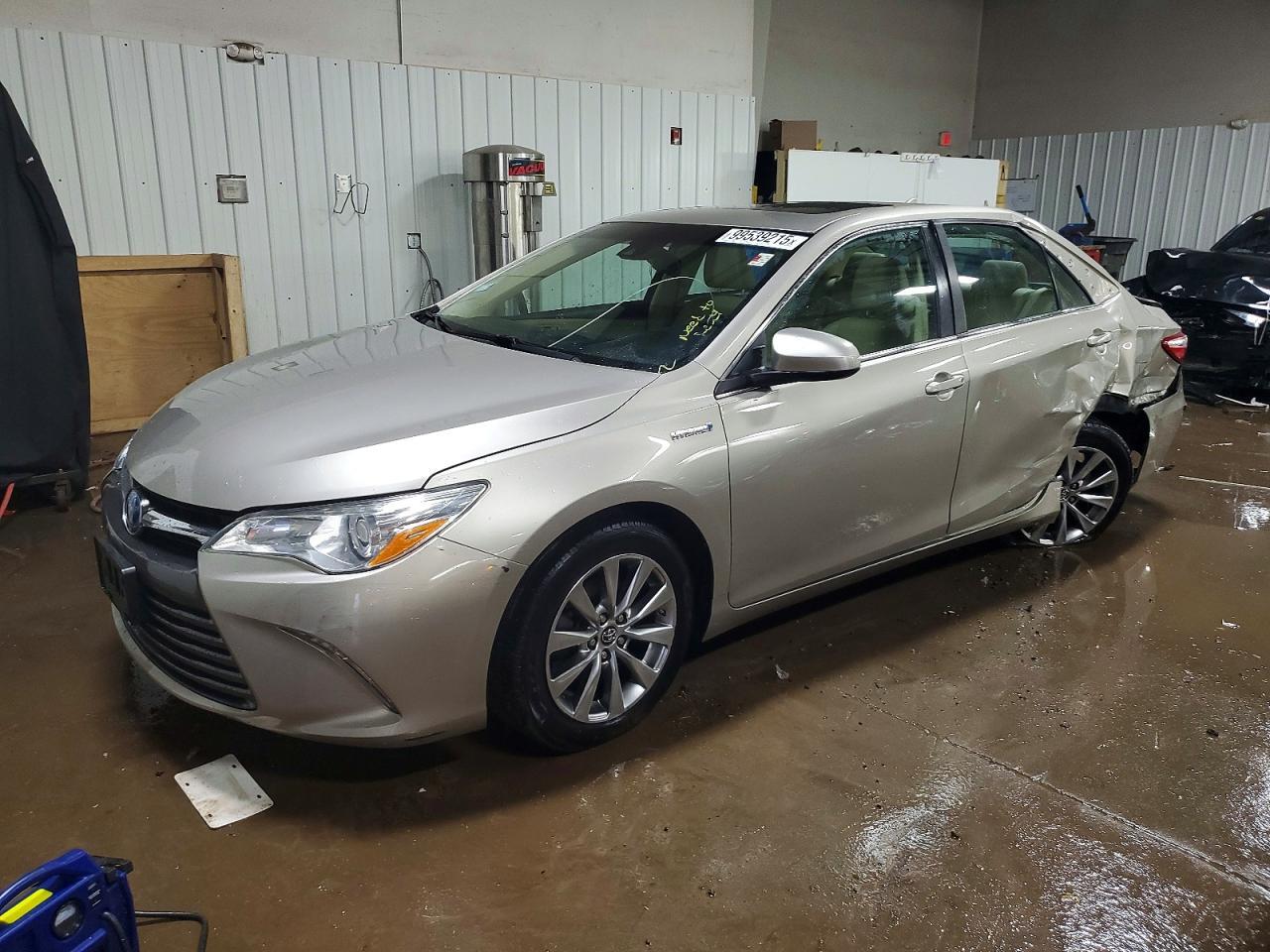2017 Toyota Camry Hybrid