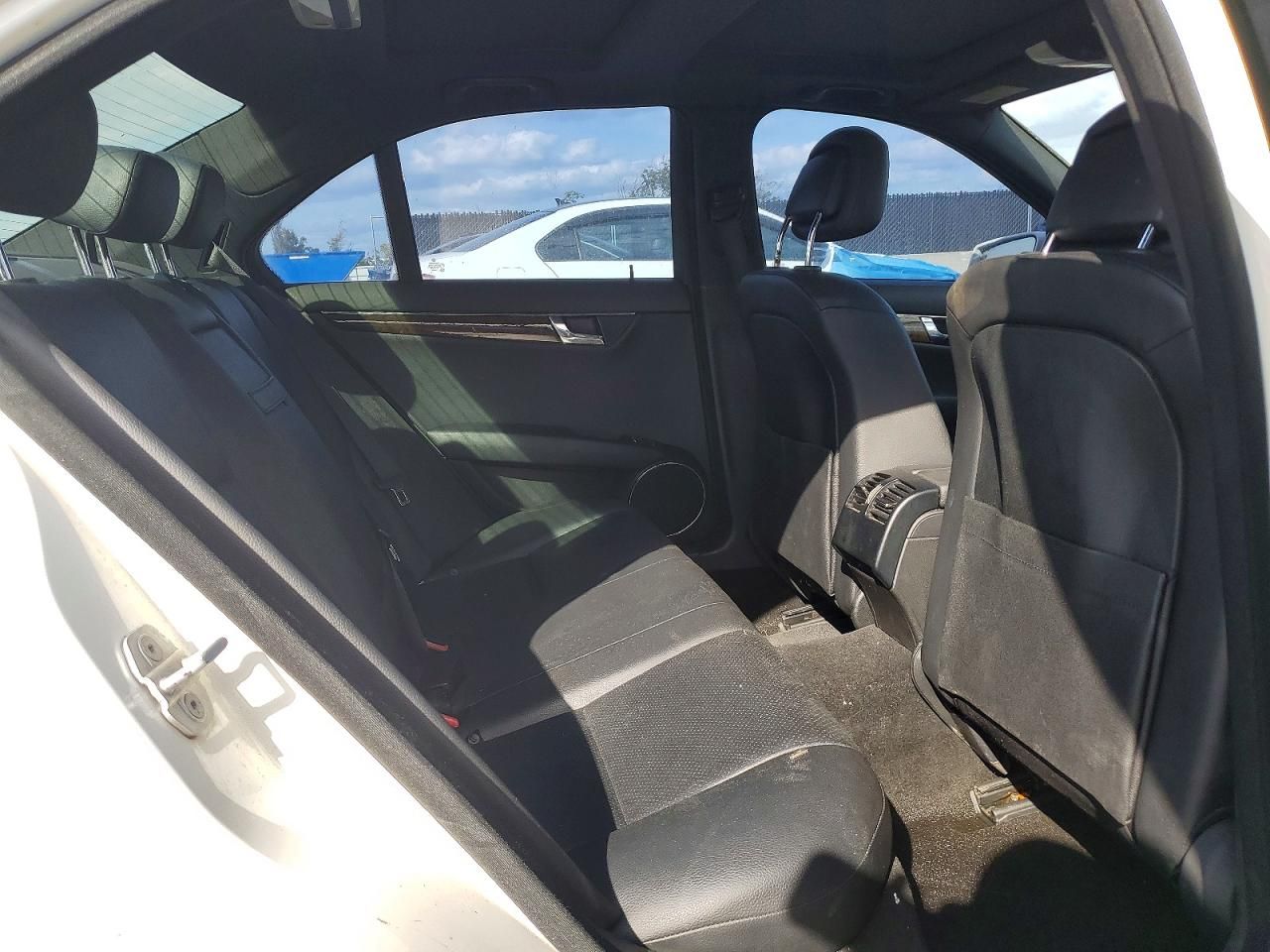 2011 Mercedes-Benz C 350