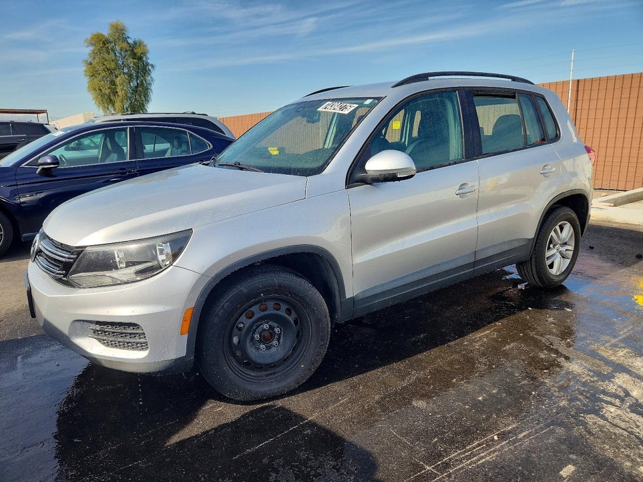 2017 Volkswagen Tiguan s