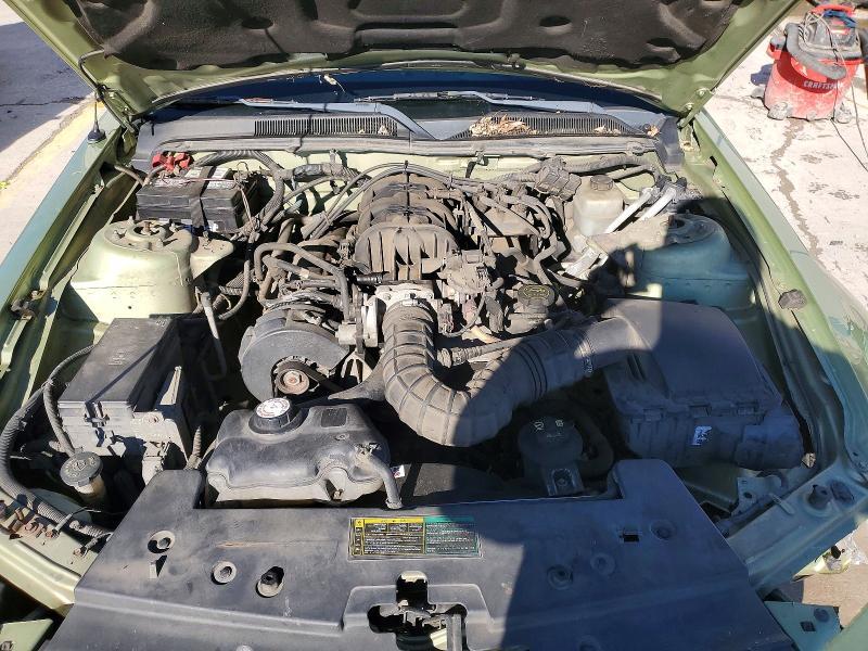 2005 Ford Mustang