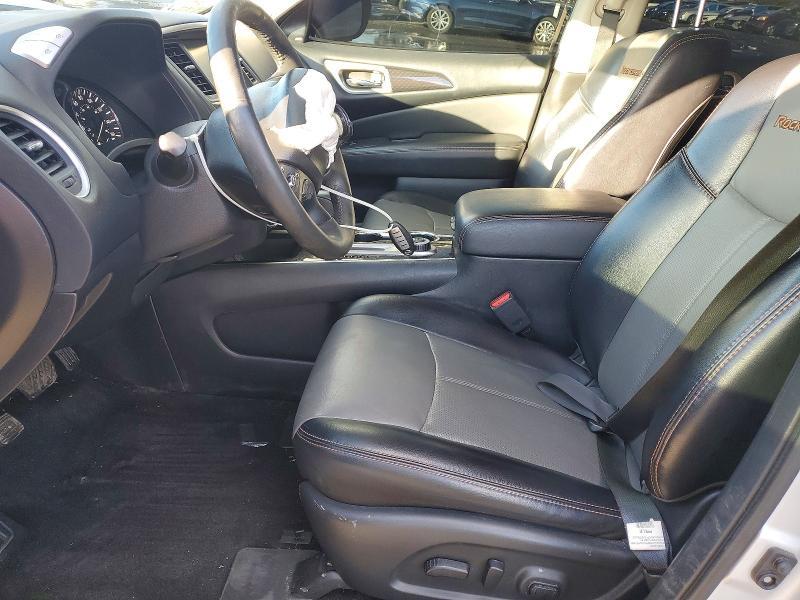 2020 Nissan Pathfinder sl