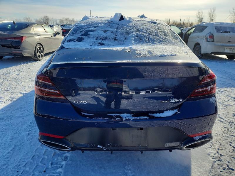 2022 Genesis G70 Base