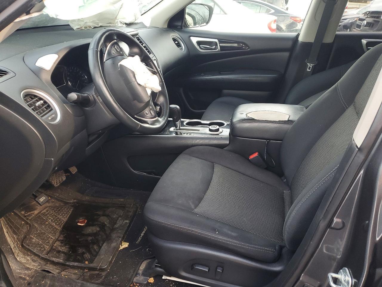 2019 Niss Pathfinder sv