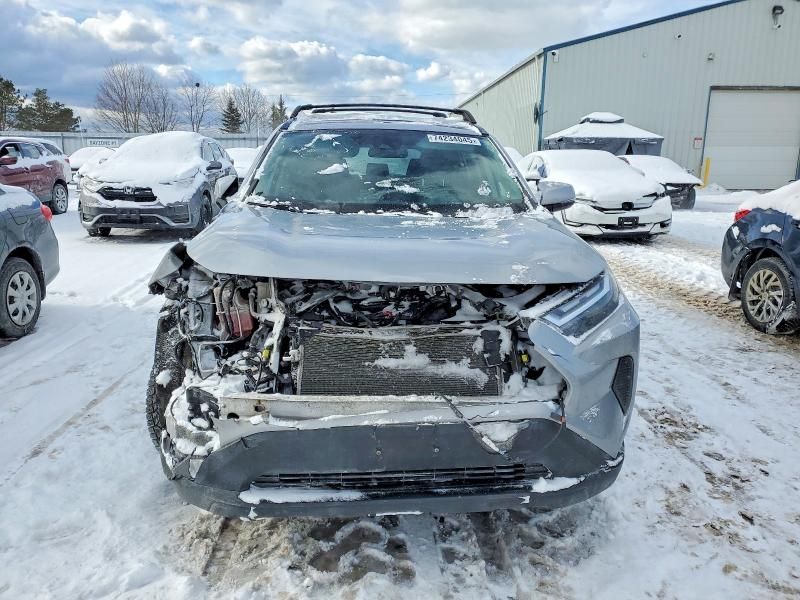 2022 Toyota Rav4 xle