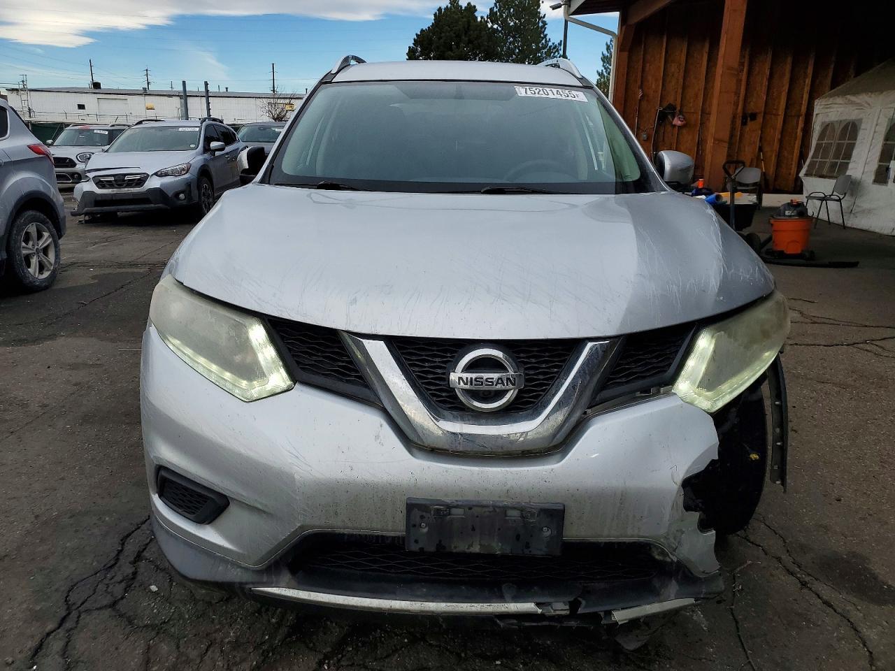 2015 Nissan Rogue s