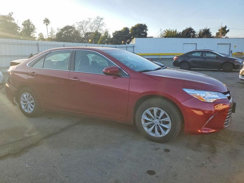 2015 Toyota Camry le