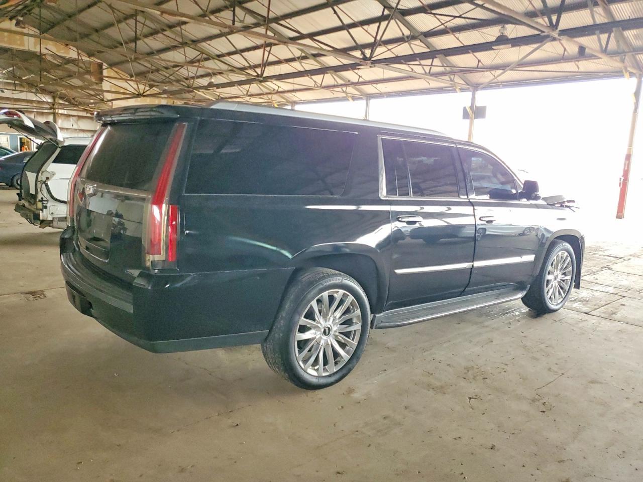 2016 Cadillac Escalade esv Premium