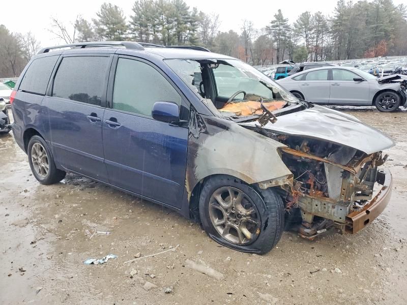 2006 Toyota Sienna xle