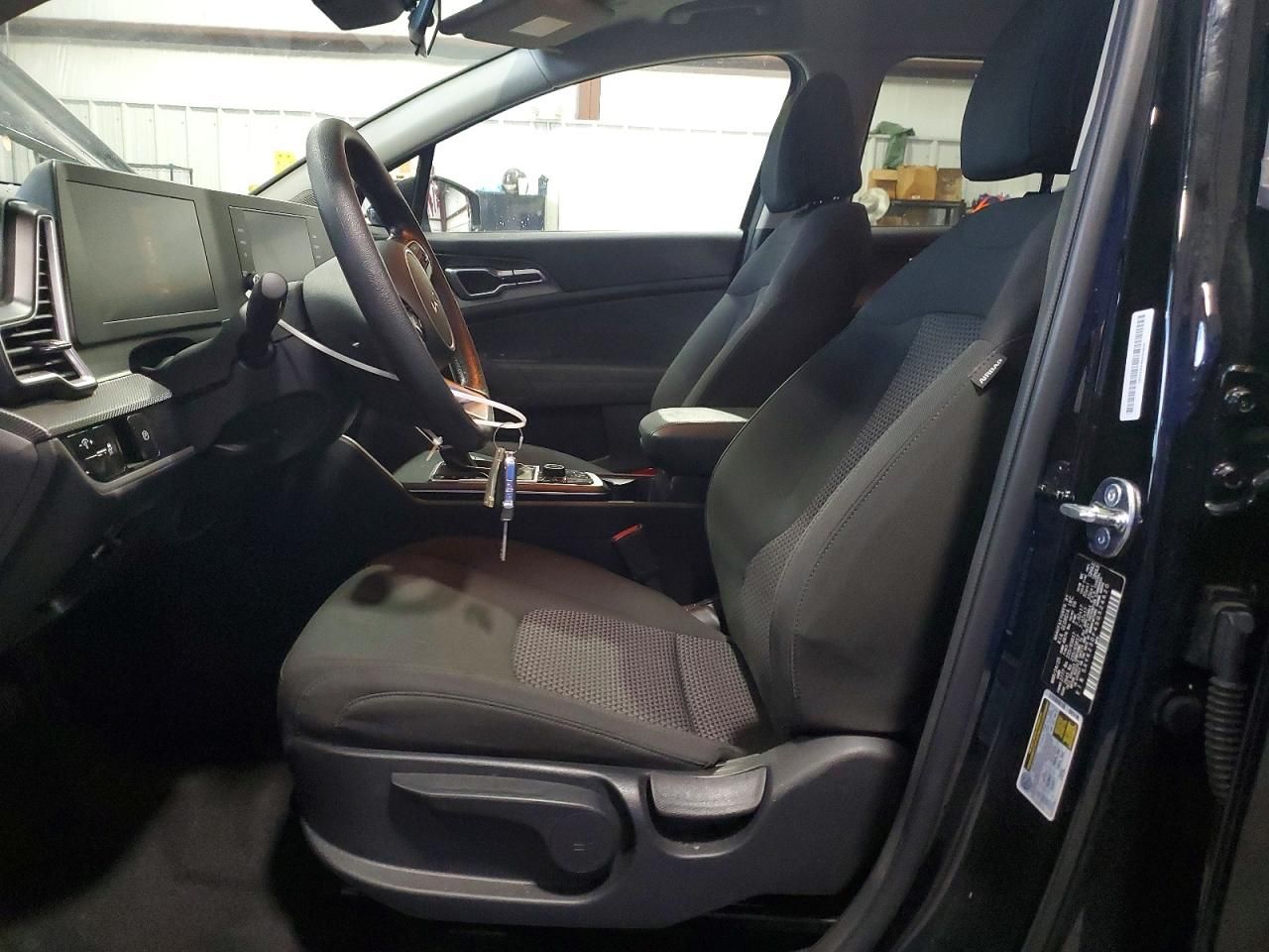 2025 KIA Sportage lx