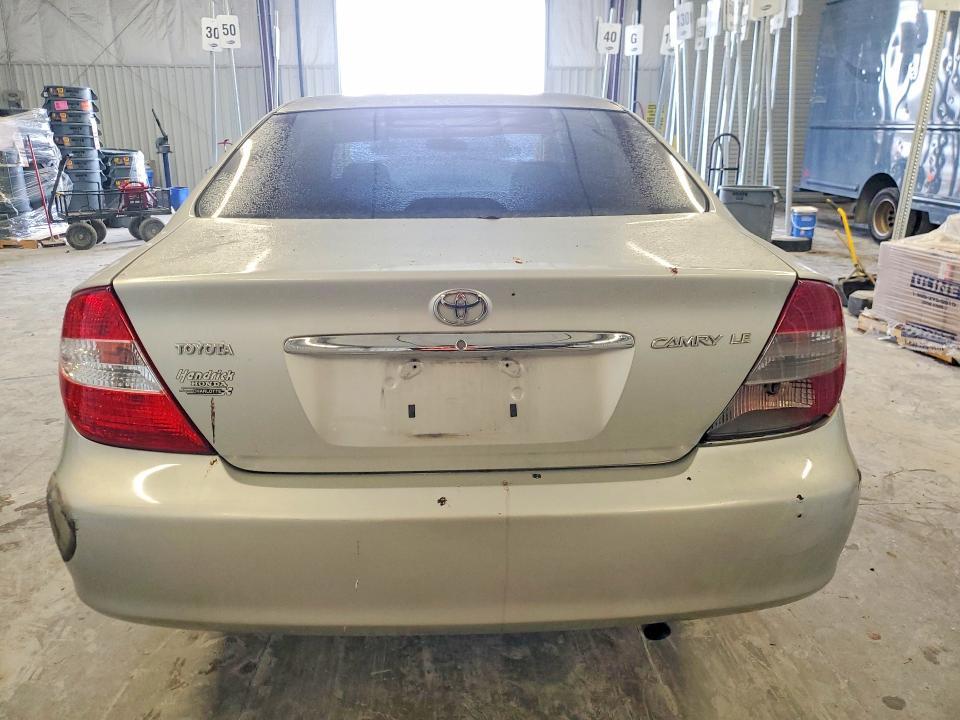 2002 Toyota Camry le