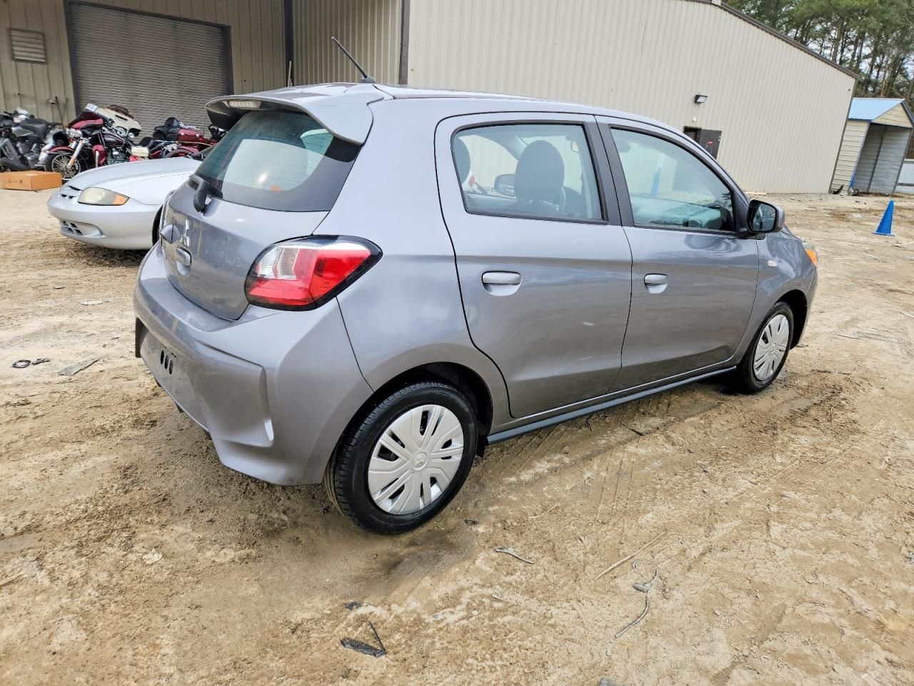 2021 Mitsubishi Mirage es