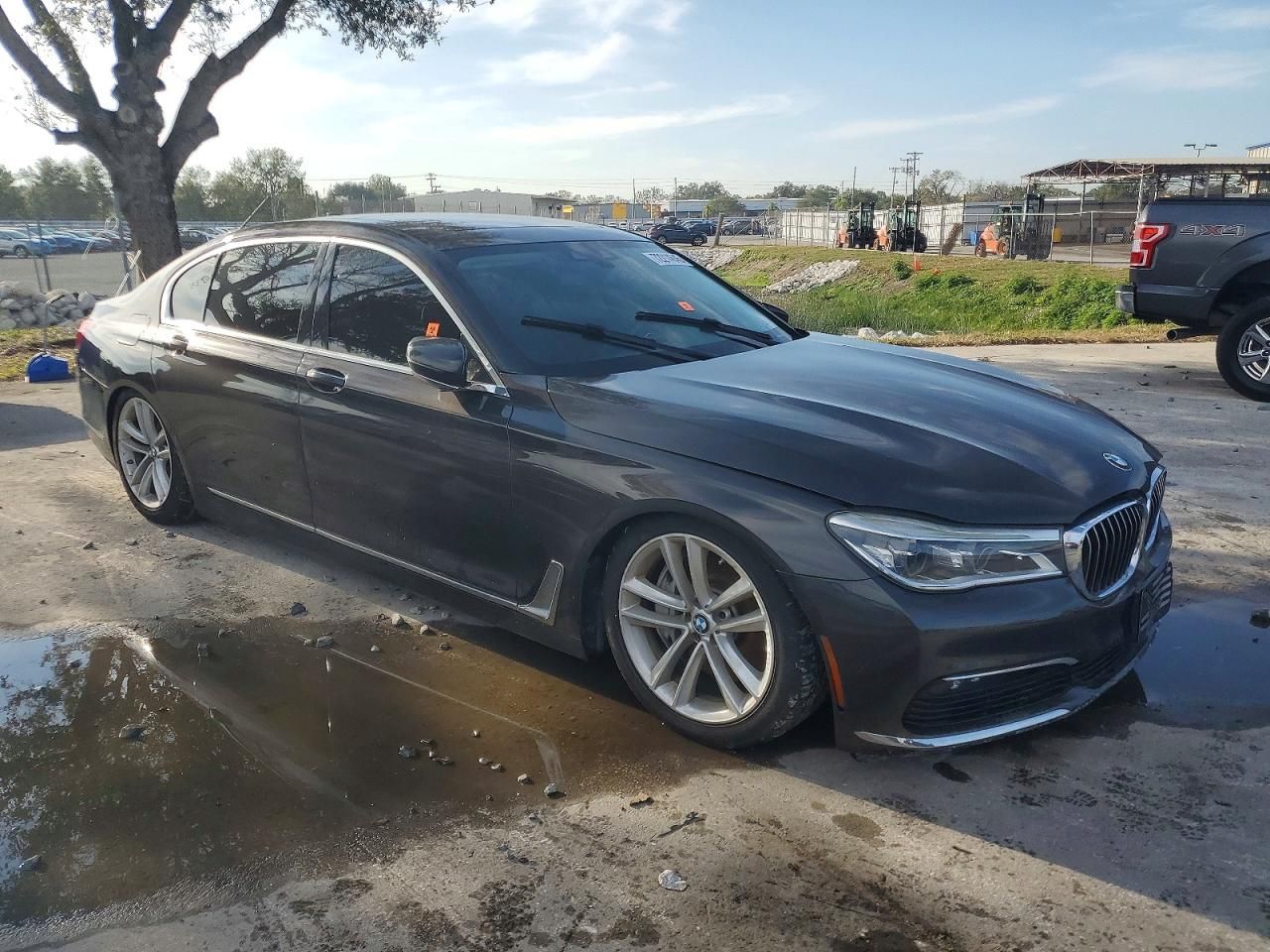 2018 BMW 750 xi