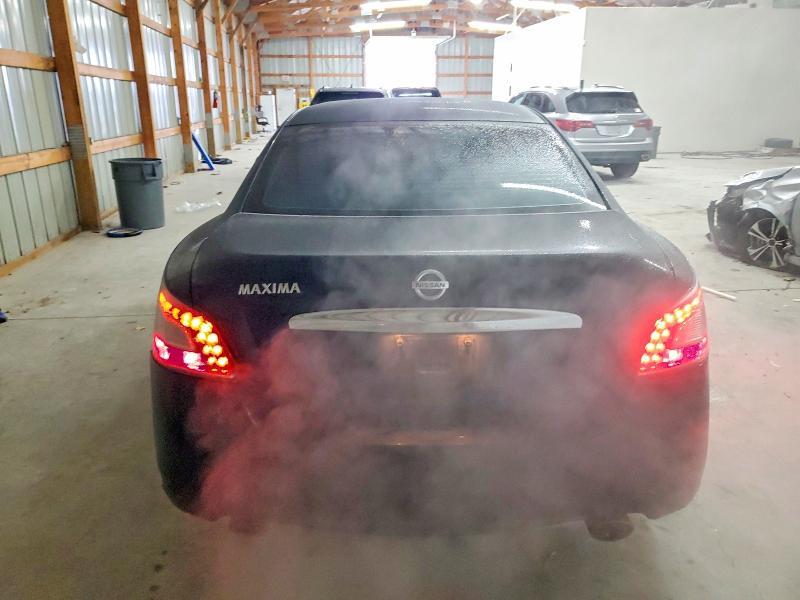 2013 Nissan Maxima s