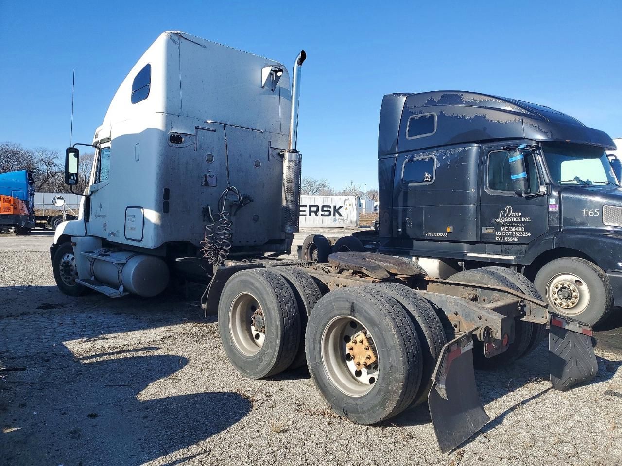 2006 Freightliner Conventional ST120