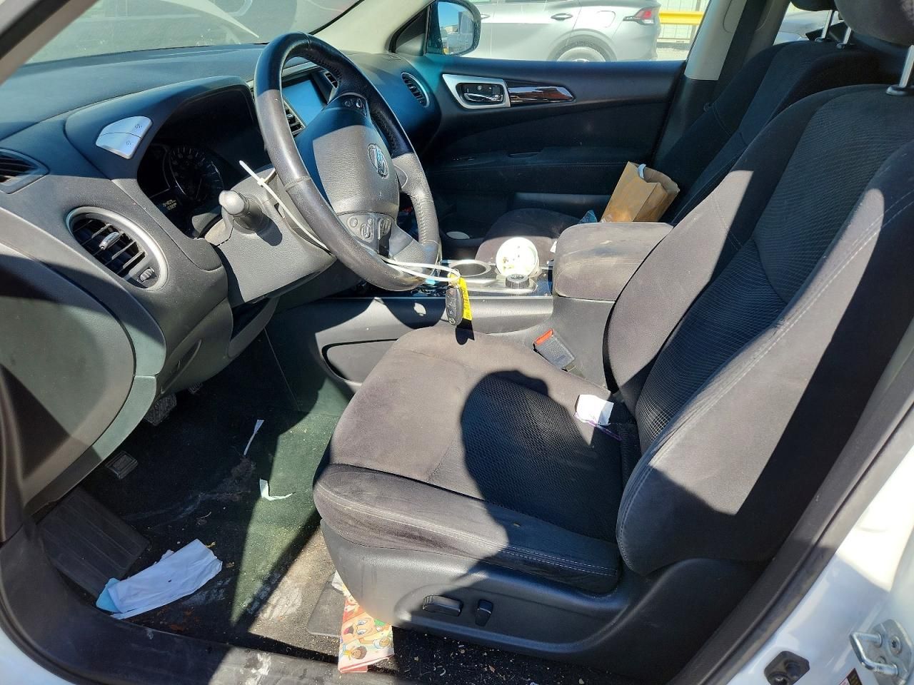 2015 Nissan Pathfinder s