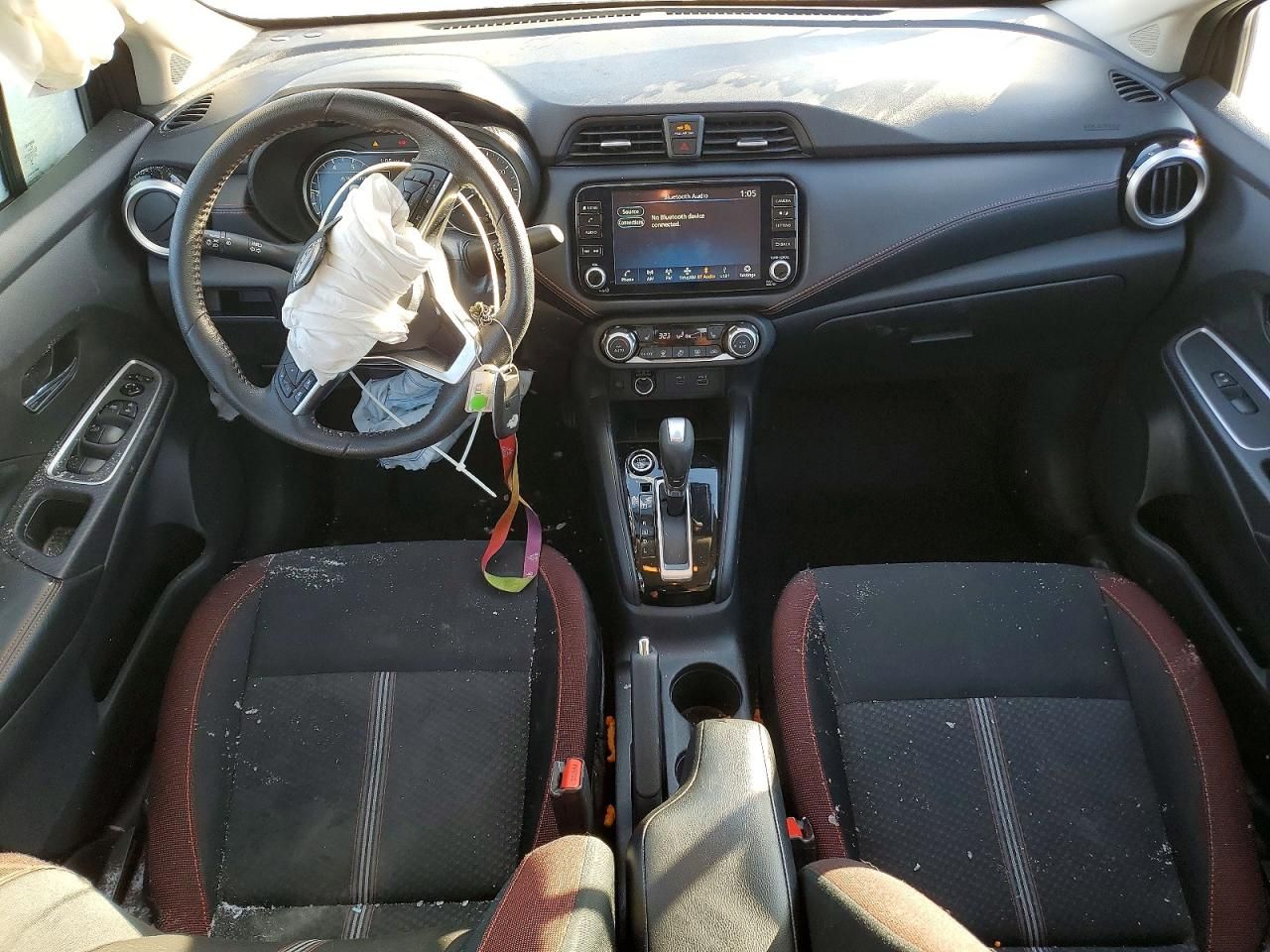 2024 Nissan Versa sr