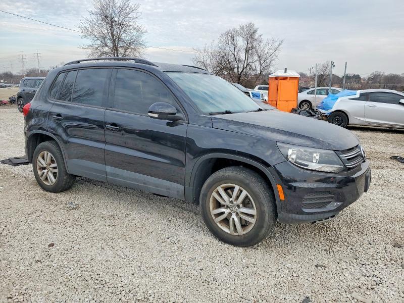 2016 Volkswagen Tiguan s