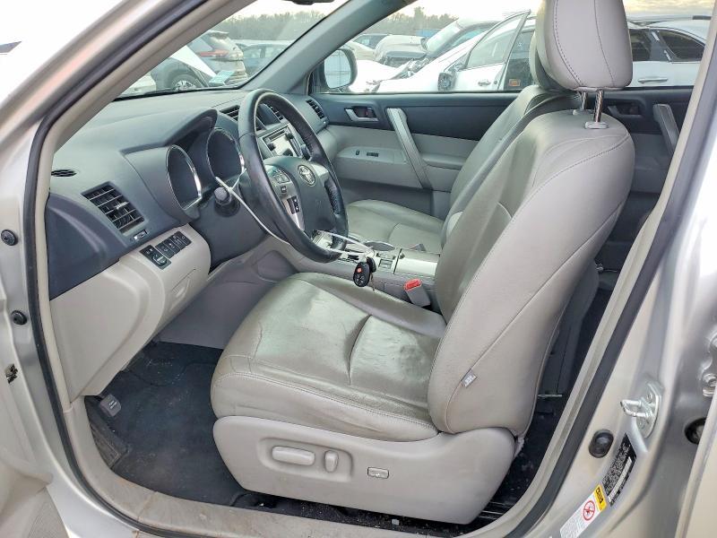 2013 Toyota Highlander Base