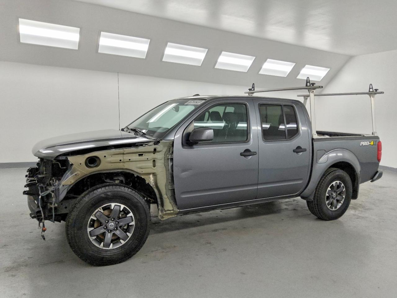 2018 Nissan Frontier s