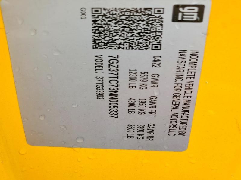 2022 GMC Savana Cut-box Truck